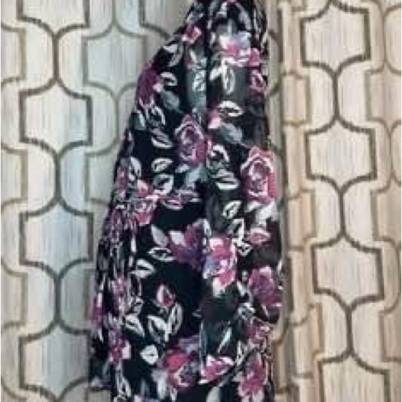 Women’s 3X Two Hearts Maternity Blouse- New With Tags - Picture 3 of 5